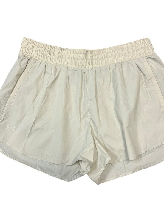 Under Armour Pants - NWOT Under Armour Women's‎ Flex Woven 3" inseam Shorts Size XL Beige